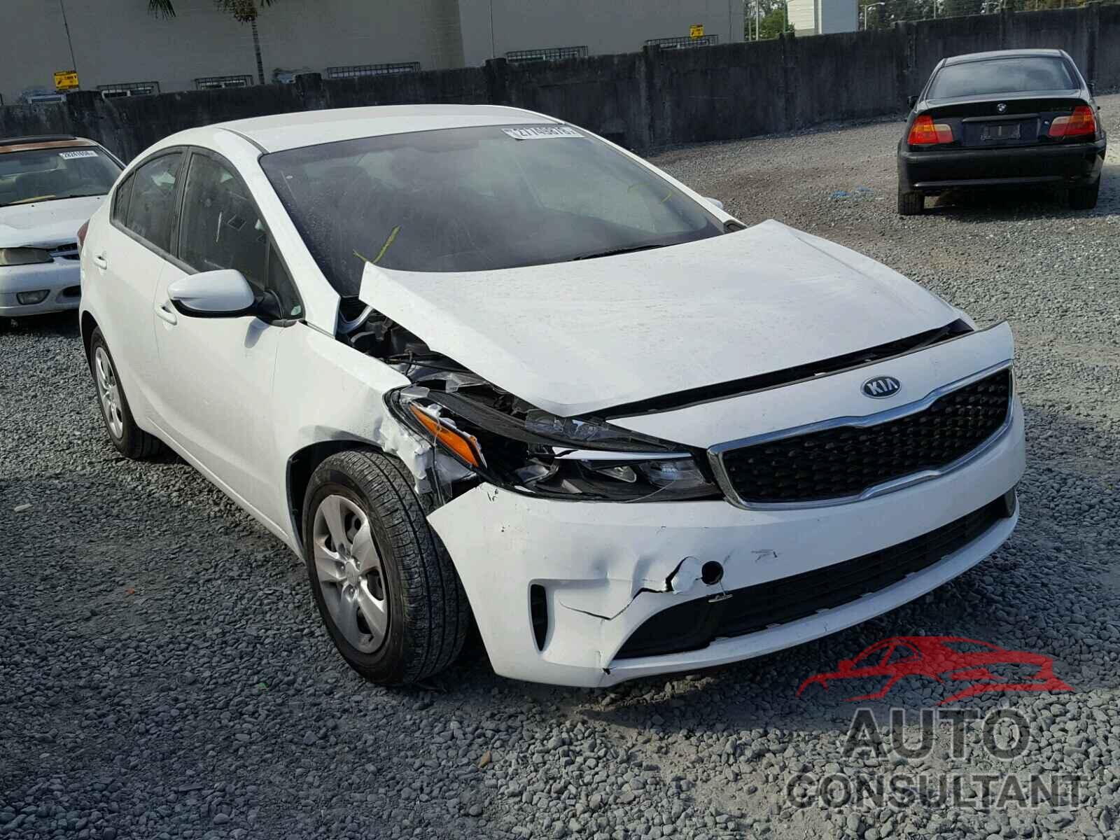 KIA FORTE 2018 - 3KPFK4A74JE176162
