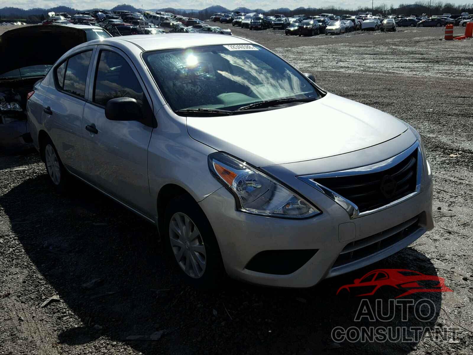 NISSAN VERSA 2015 - 3N1CN7AP4FL824620