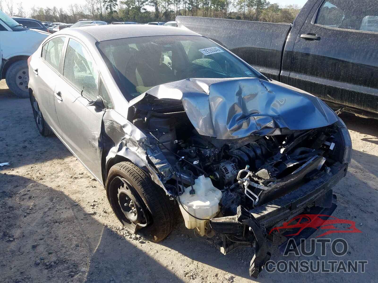 KIA FORTE 2018 - 3N1AB7AP6KY295796