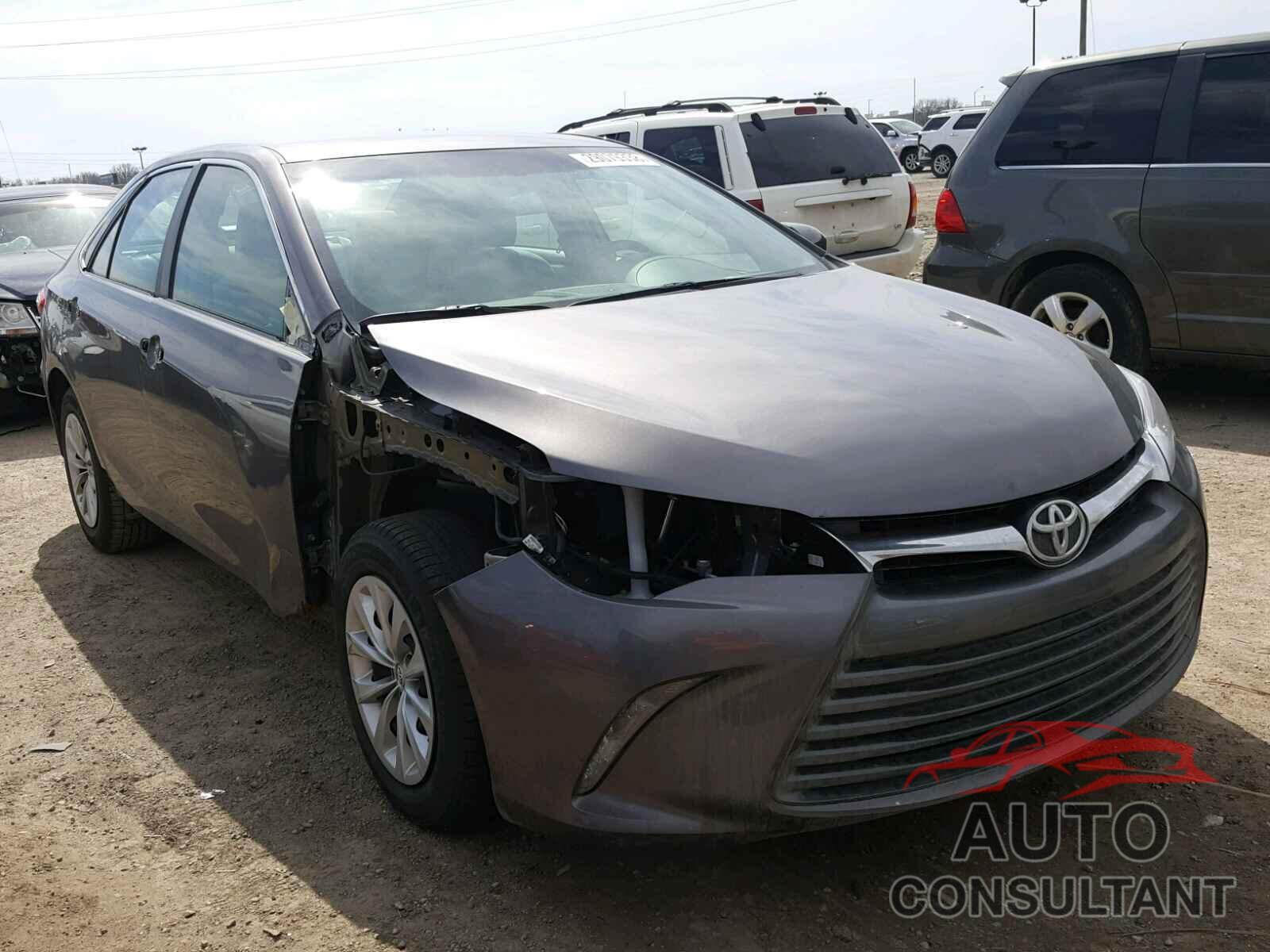 TOYOTA CAMRY 2015 - 4T4BF1FK1FR457747