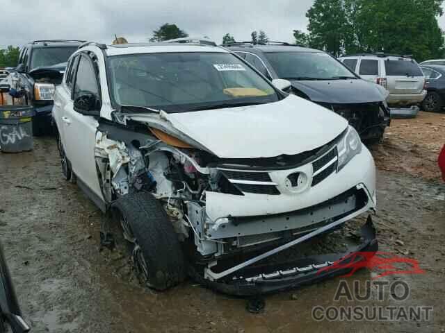 TOYOTA RAV4 2015 - JTMYFREV5FJ053807