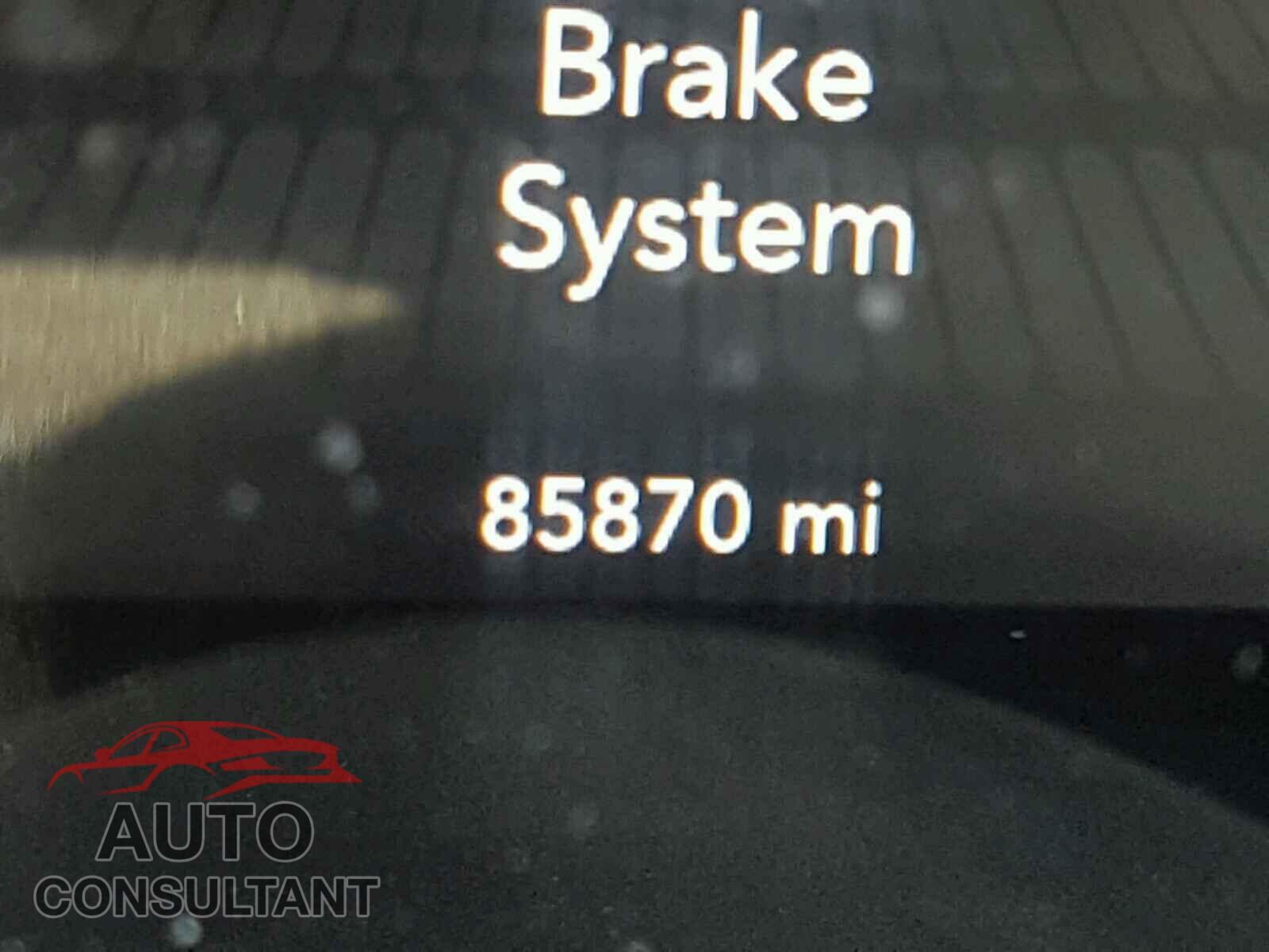 DODGE CHALLENGER 2015 - 2C3CDZAT9FH717780