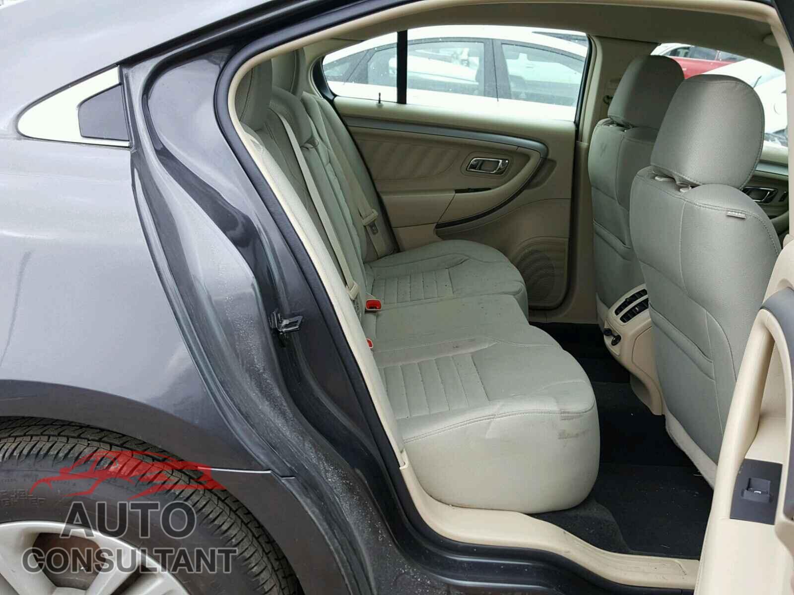 FORD TAURUS 2015 - 1FAHP2D86FG177149