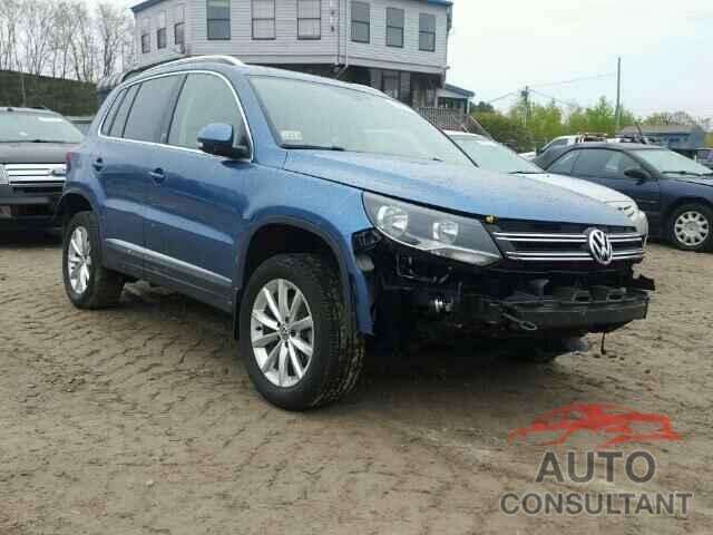 VOLKSWAGEN TIGUAN 2017 - WVGSV7AX3HW507638