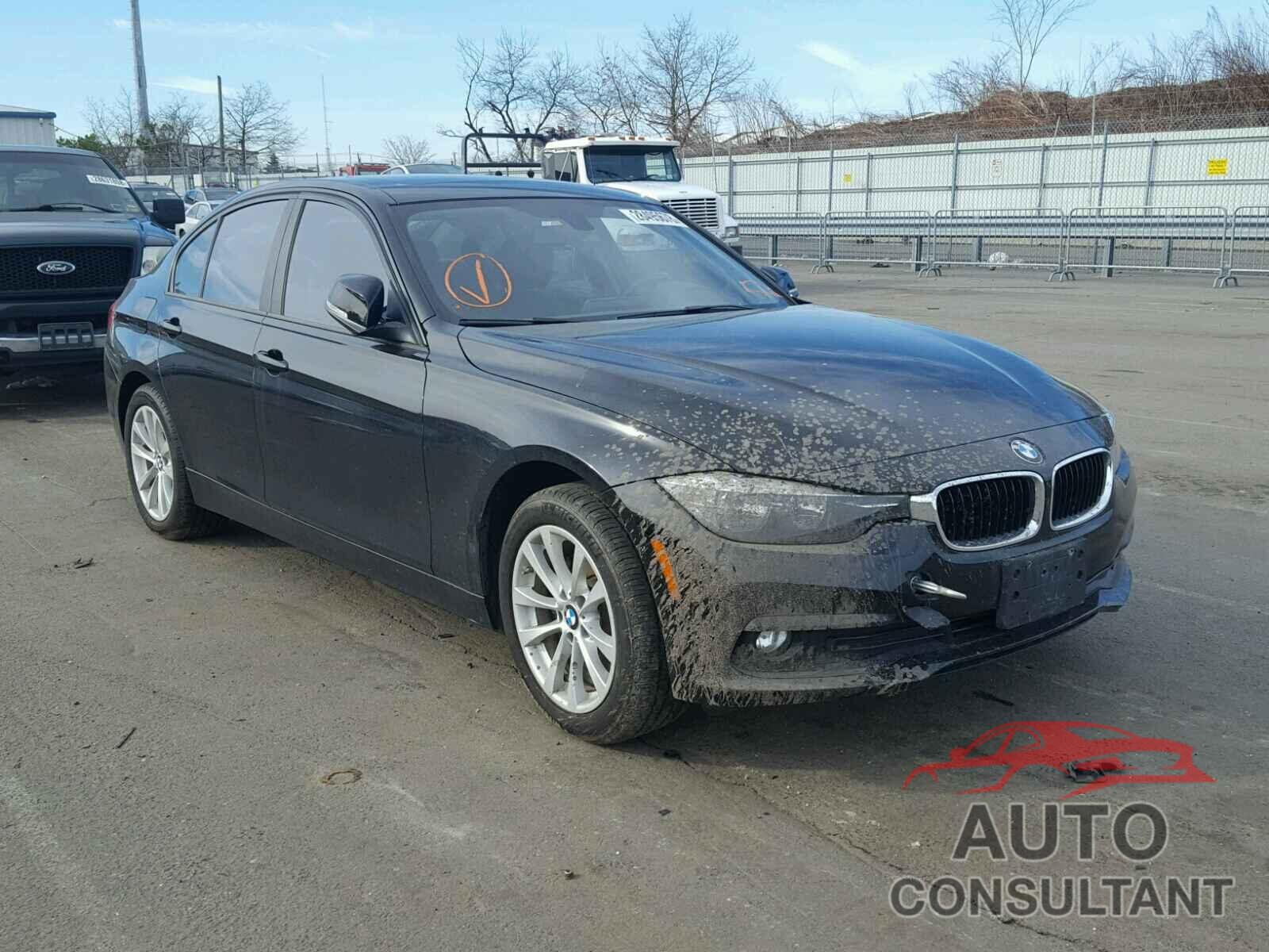 BMW 3 SERIES 2016 - WBA8A3C50GK688263