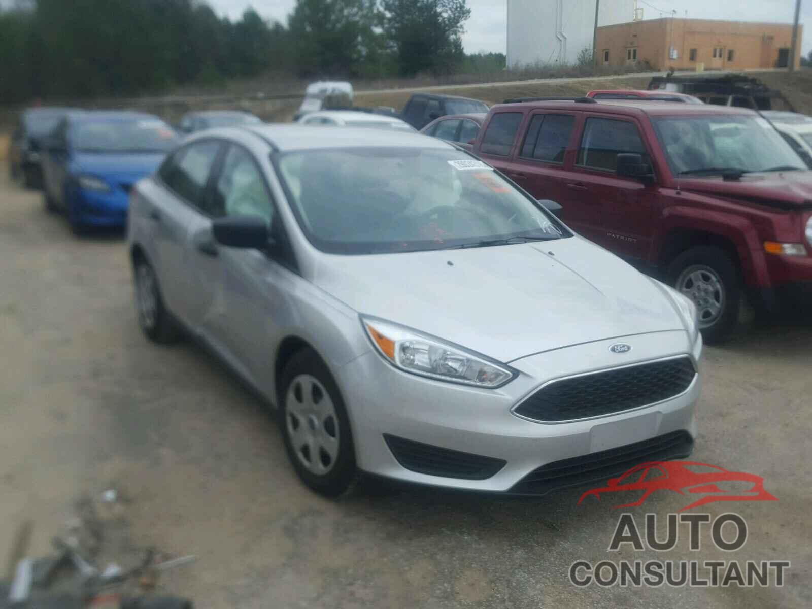 FORD FOCUS 2017 - 1FADP3E26HL281665
