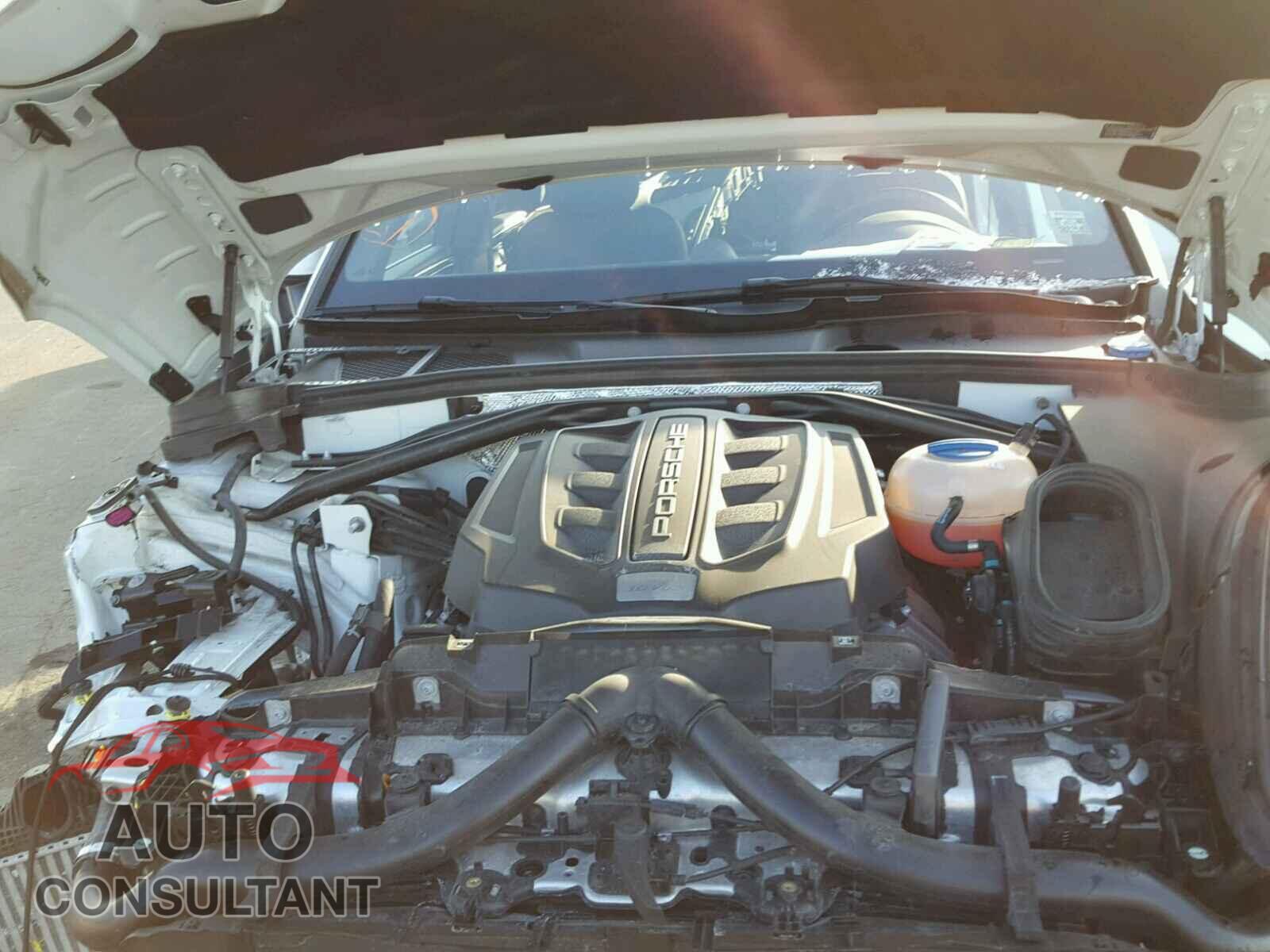 PORSCHE MACAN 2016 - WP1AB2A52GLB40613