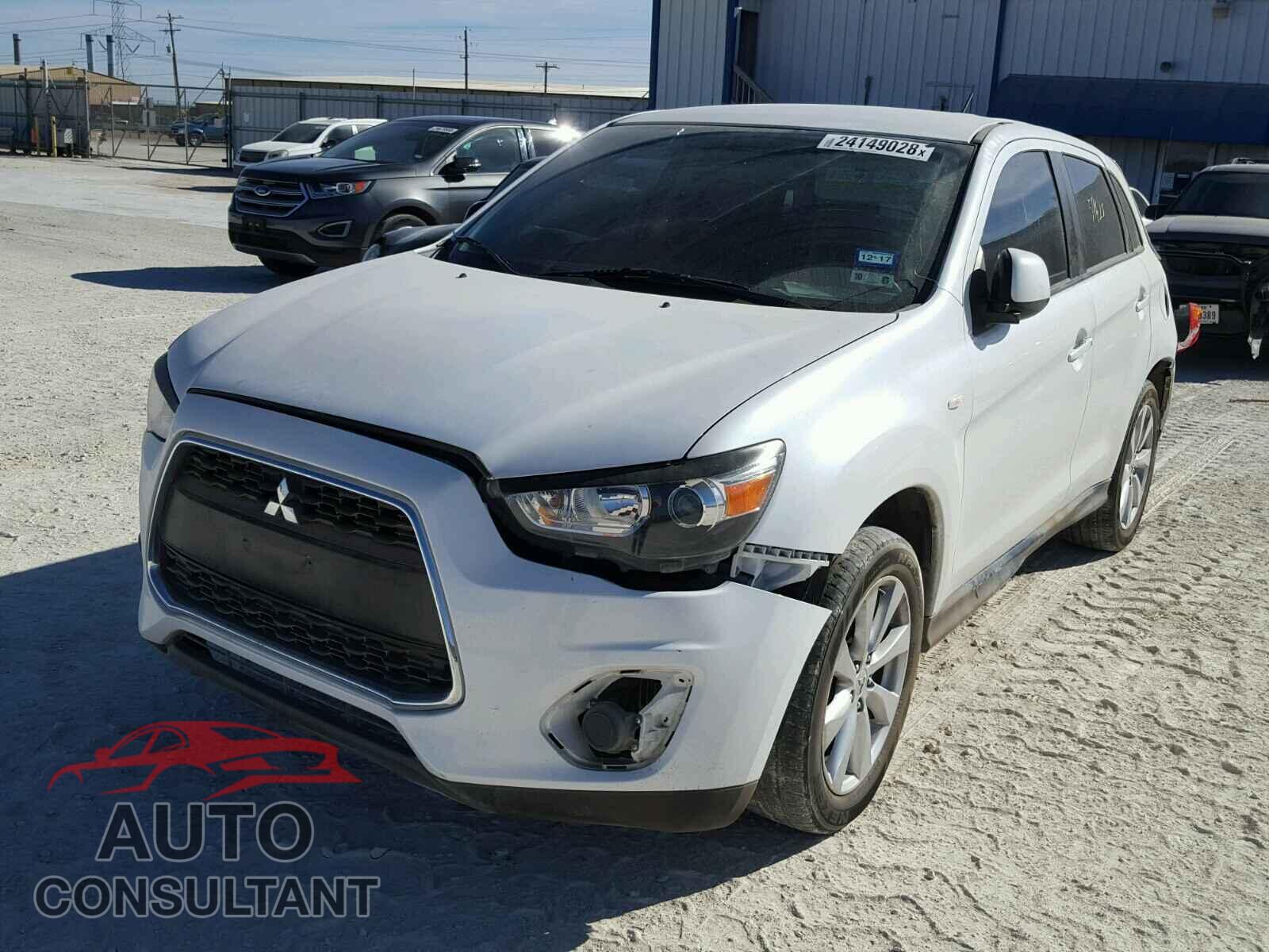 MITSUBISHI OUTLANDER 2015 - 4A4AP3AU7FE010693