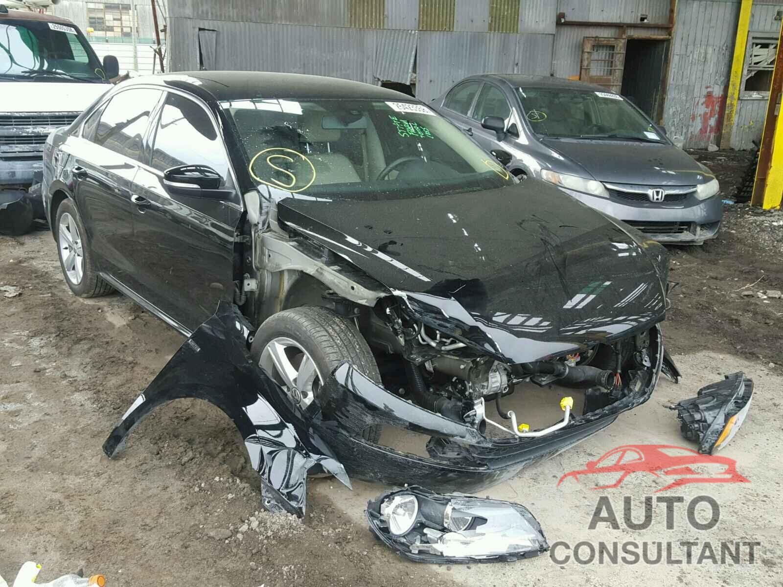 VOLKSWAGEN PASSAT 2015 - 1VWAS7A34FC105872