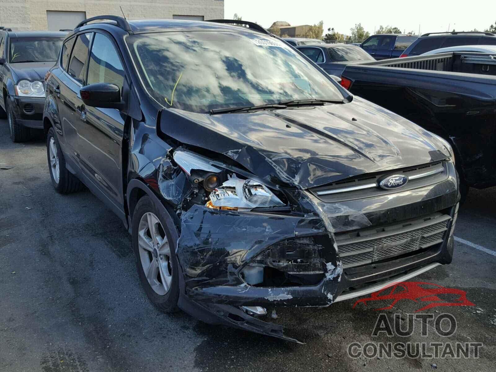 FORD ESCAPE 2015 - 1FMCU9GX5FUB31401