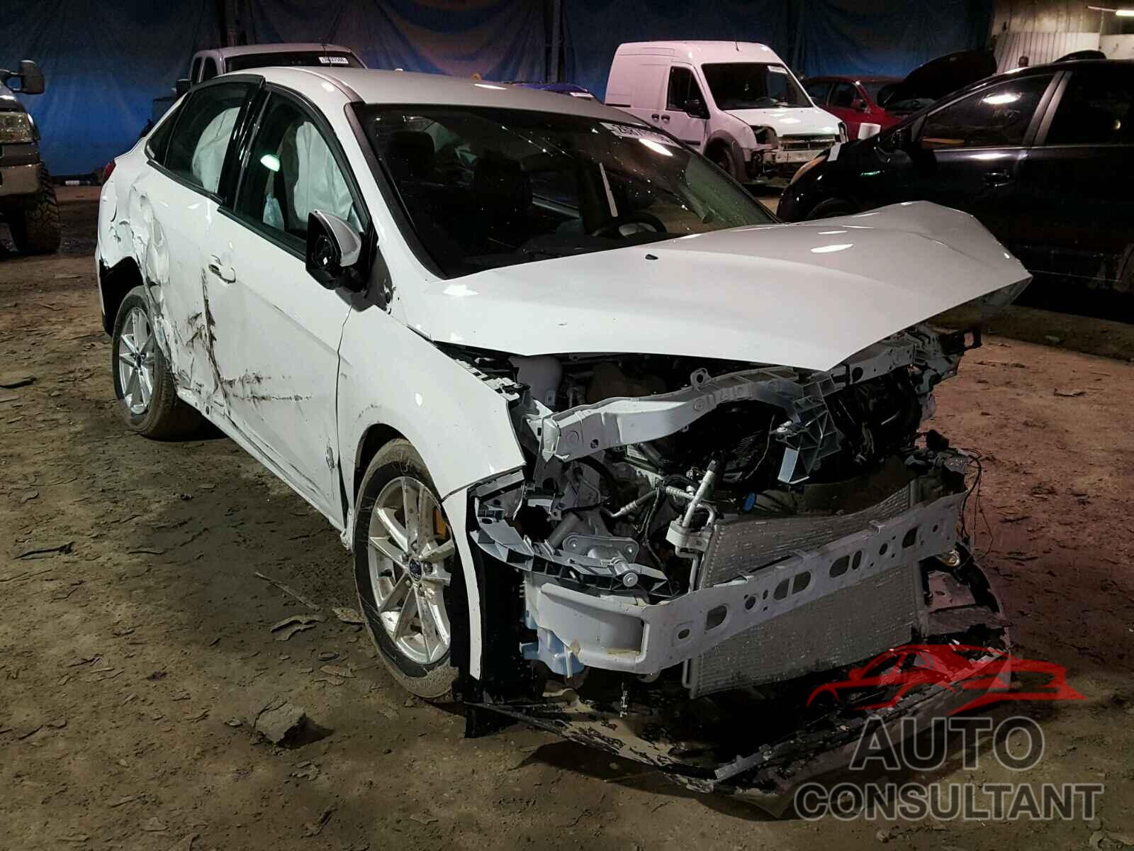 FORD FOCUS 2016 - 1FADP3F23GL247499