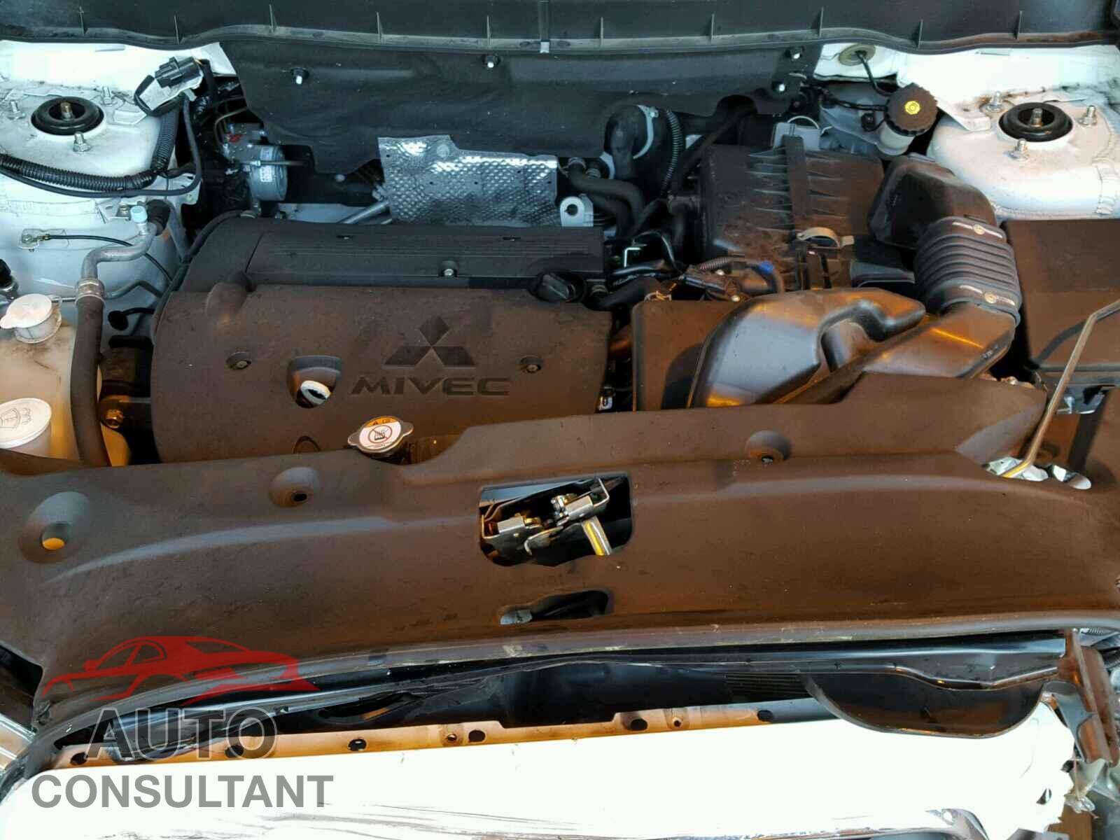 MITSUBISHI OUTLANDER 2015 - 4A4AR4AW9FE044488