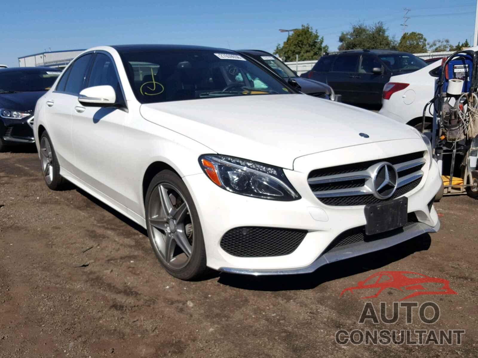 MERCEDES-BENZ C300 2015 - 55SWF4KB2FU035999