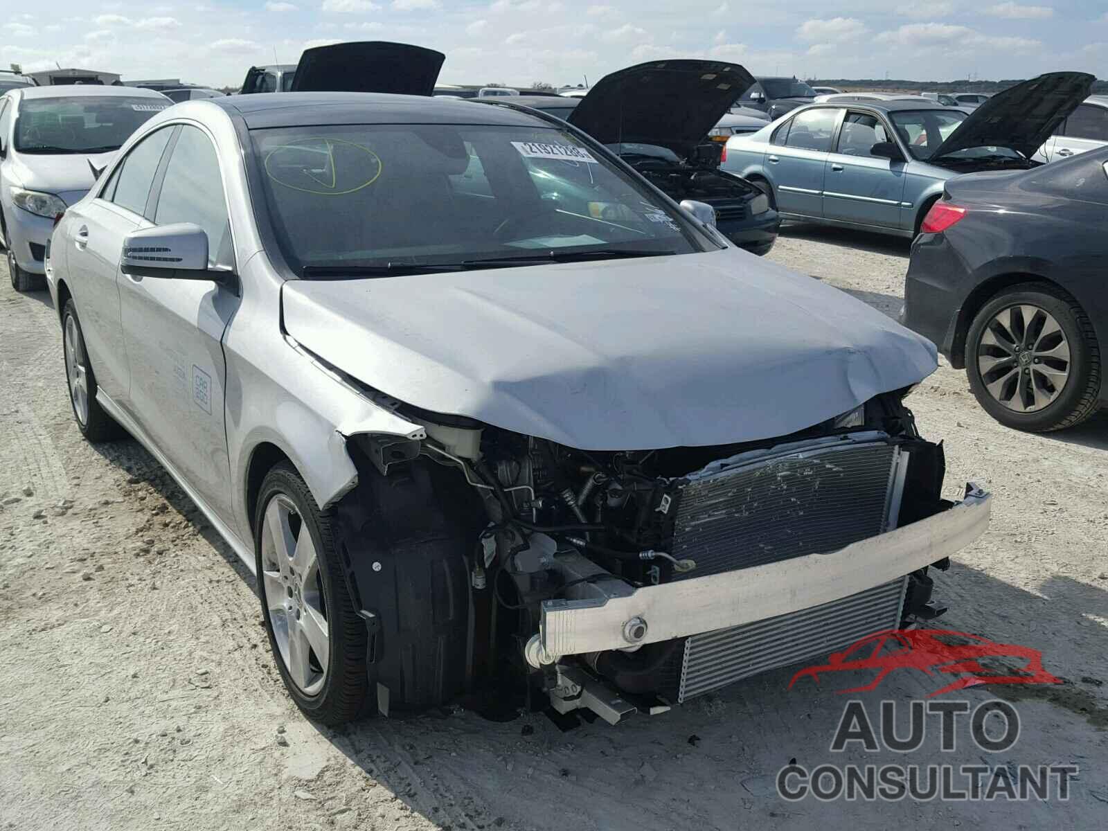MERCEDES-BENZ CLA 250 2018 - WDDSJ4EB9JN556390