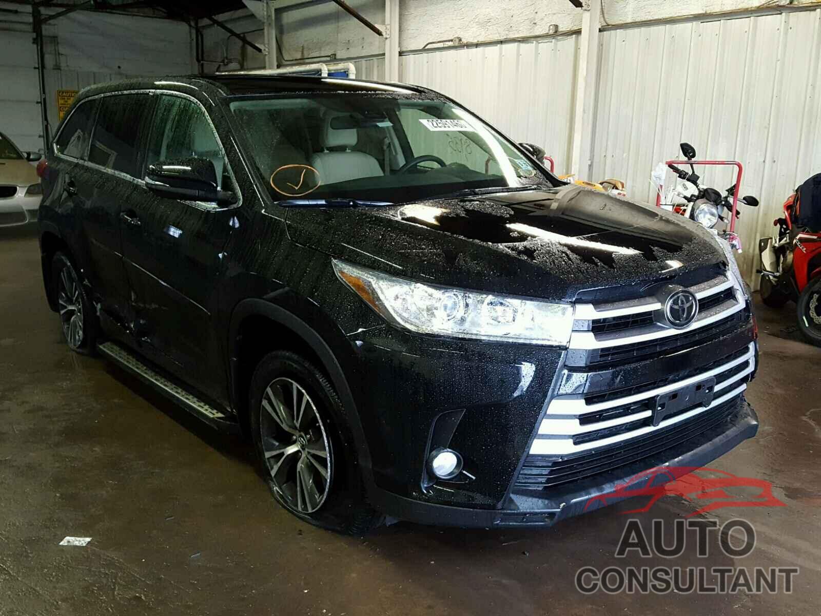 TOYOTA HIGHLANDER 2017 - 5TDBZRFH1HS419225