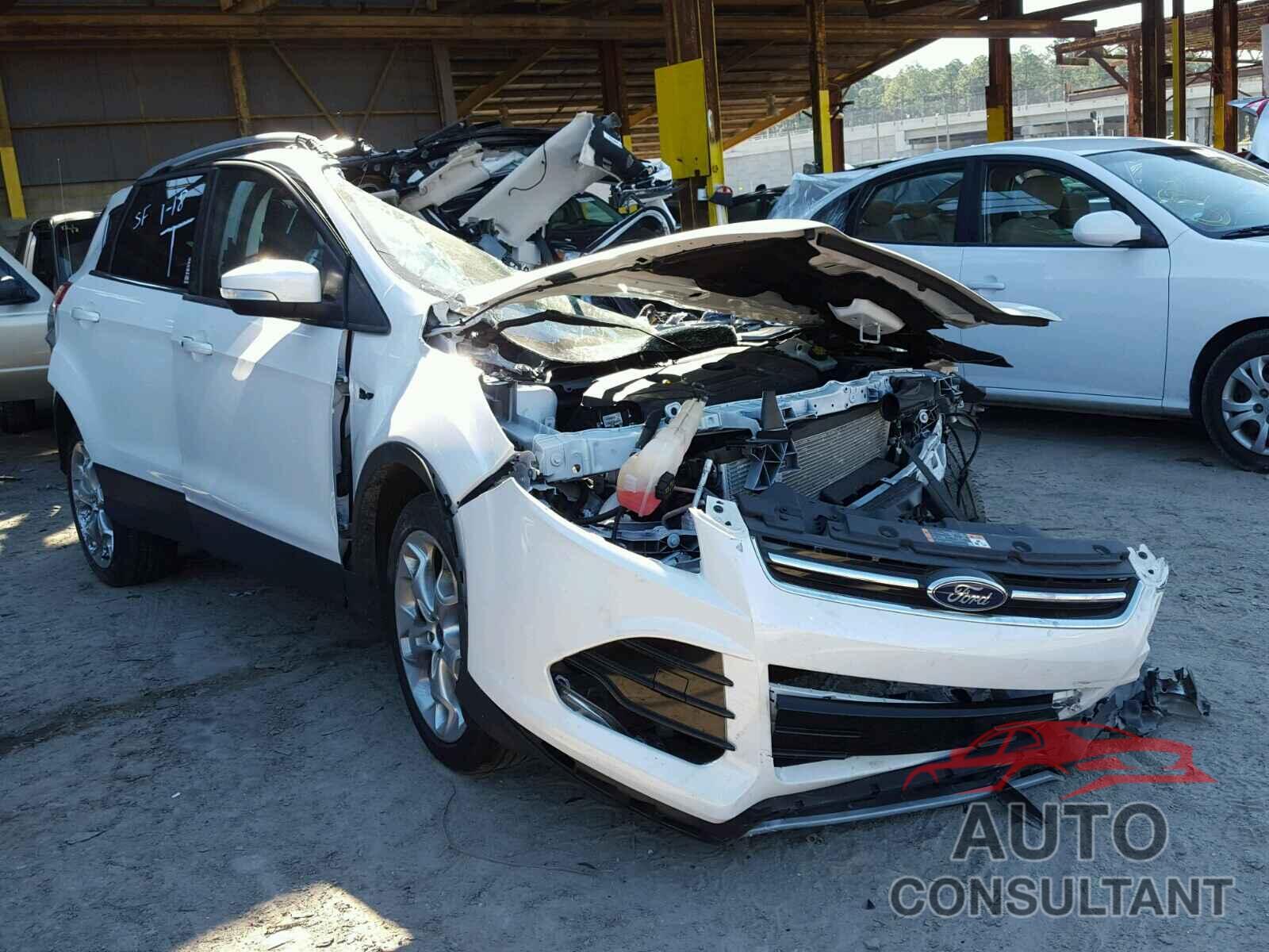 FORD ESCAPE 2016 - 1FMCU0J93GUB04009