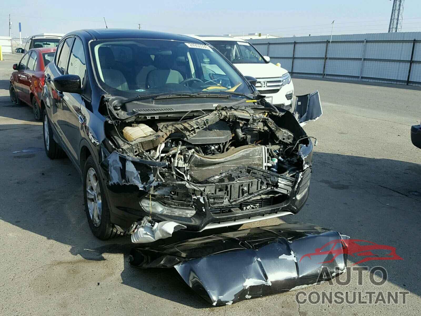 FORD ESCAPE 2015 - 1FMCU0G90FUB32579