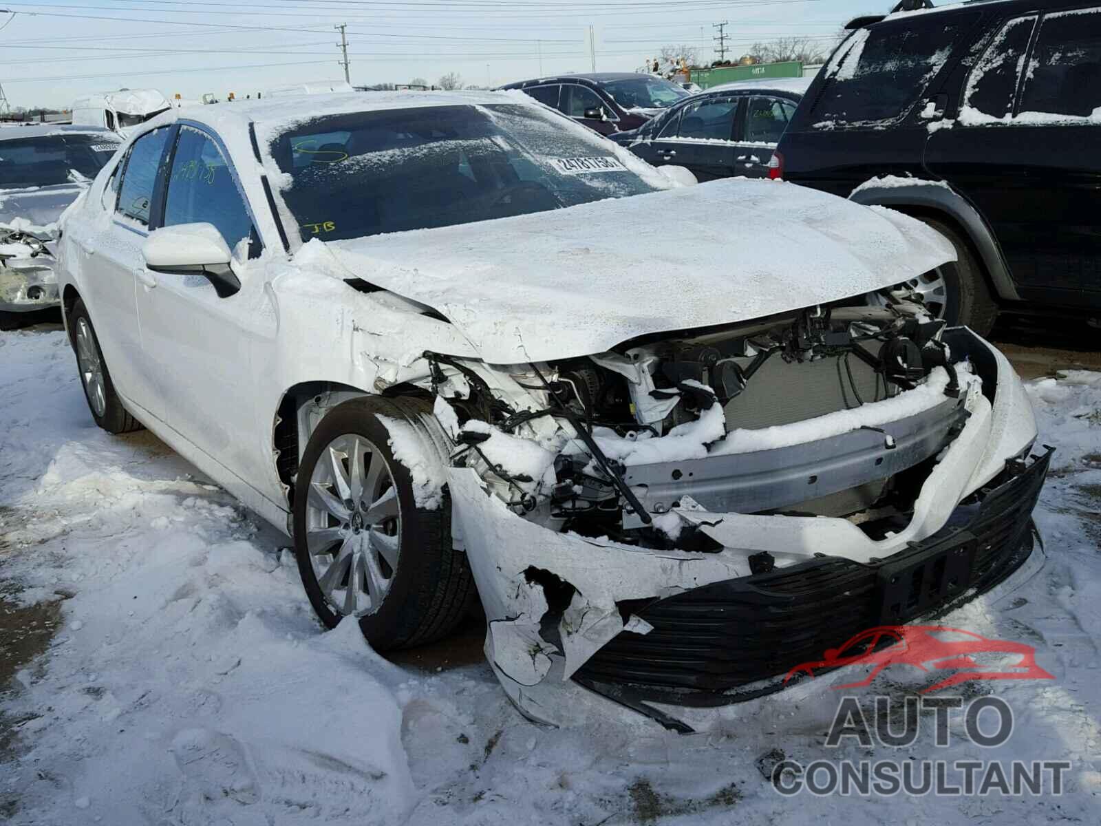TOYOTA CAMRY 2018 - 4T1B11HK4JU018573