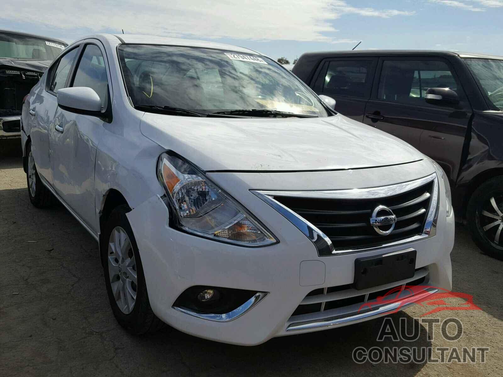 NISSAN VERSA 2017 - 3N1CN7AP3HL863105