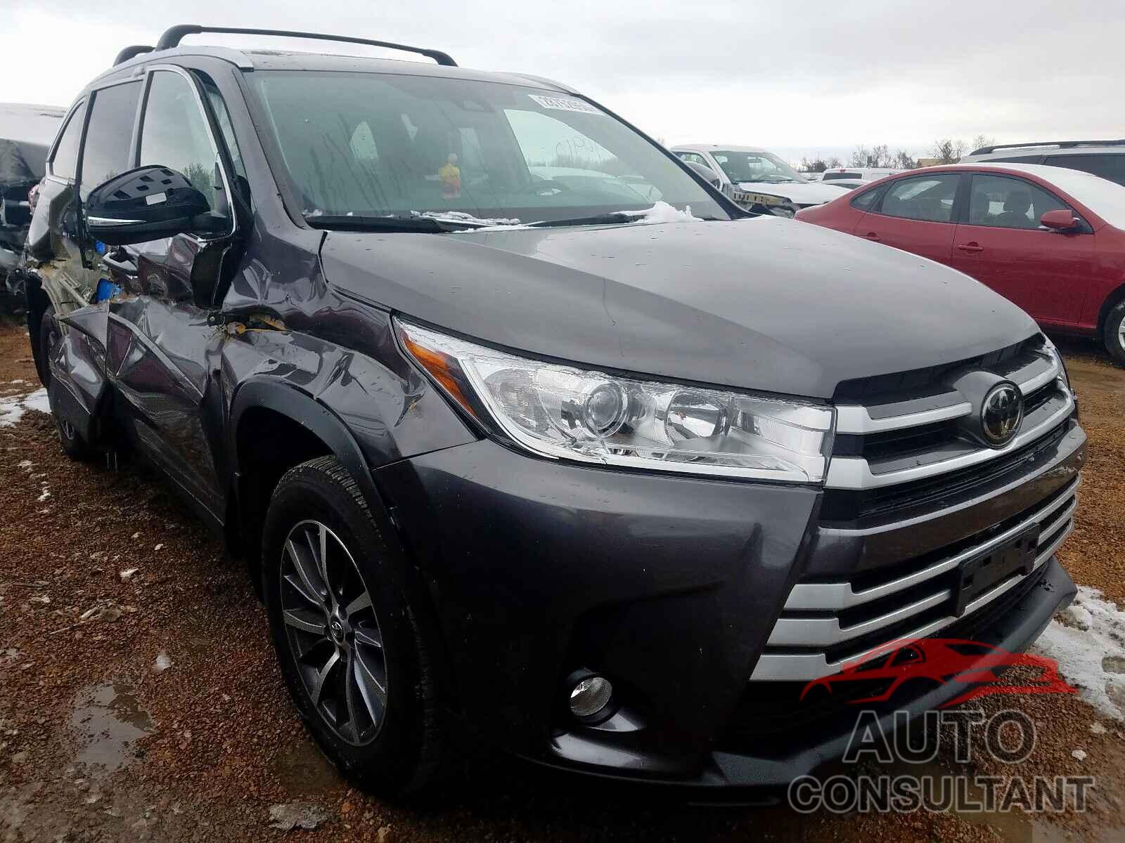 TOYOTA HIGHLANDER 2019 - 5TDJZRFH7KS570234