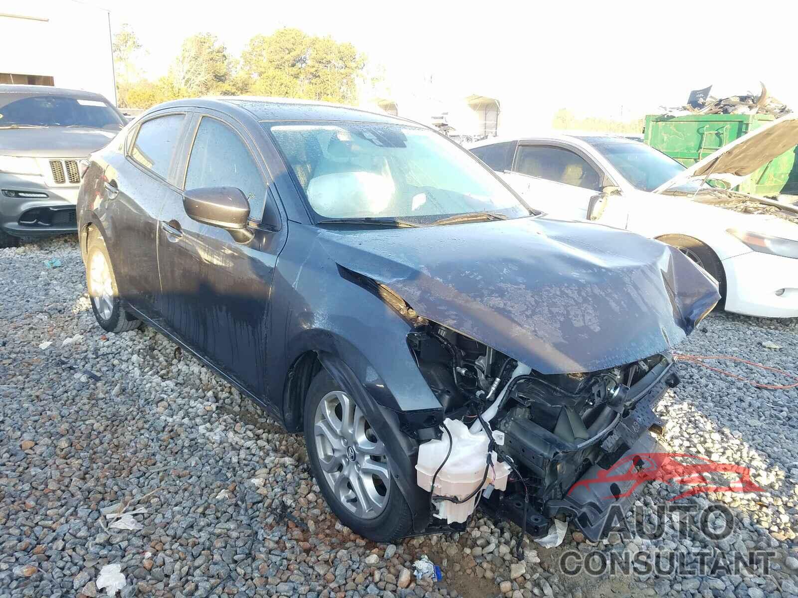 TOYOTA YARIS 2018 - 3MYDLBYV3JY321415