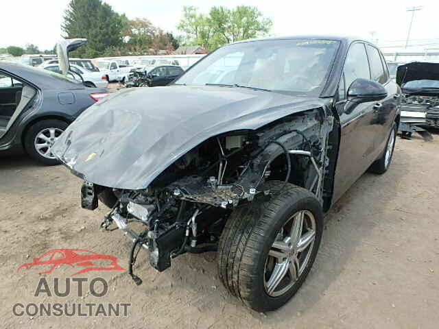 PORSCHE CAYENNE 2015 - WP1AB2A27FLA57862