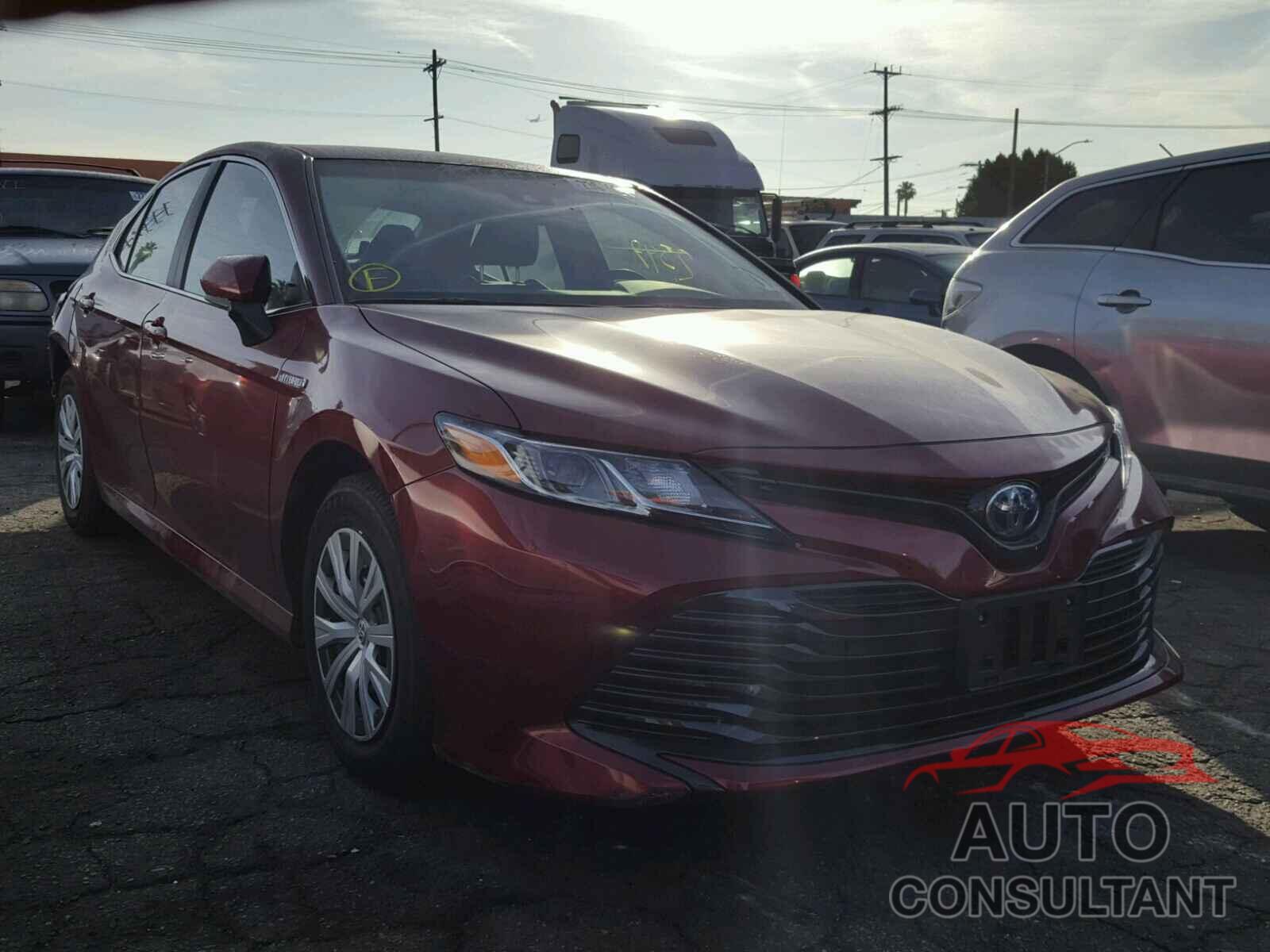 TOYOTA CAMRY 2018 - 4T1B31HK7JU500299
