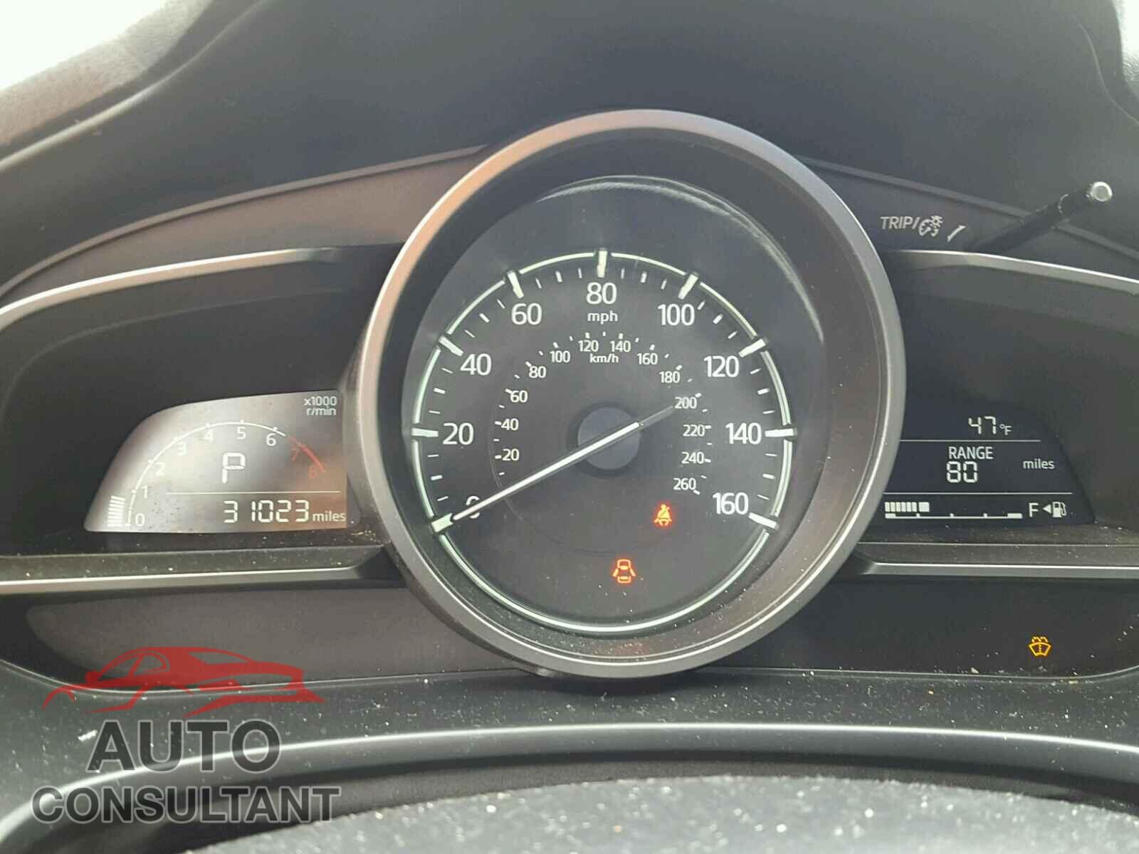 MAZDA 3 2017 - 3MZBN1U74HM119621