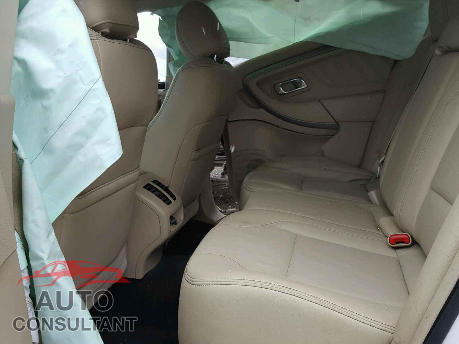 FORD TAURUS 2016 - 1FAHP2E84GG127852