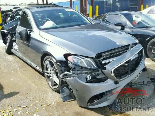 MERCEDES-BENZ E300 2017 - WDDZF4JB1HA084824