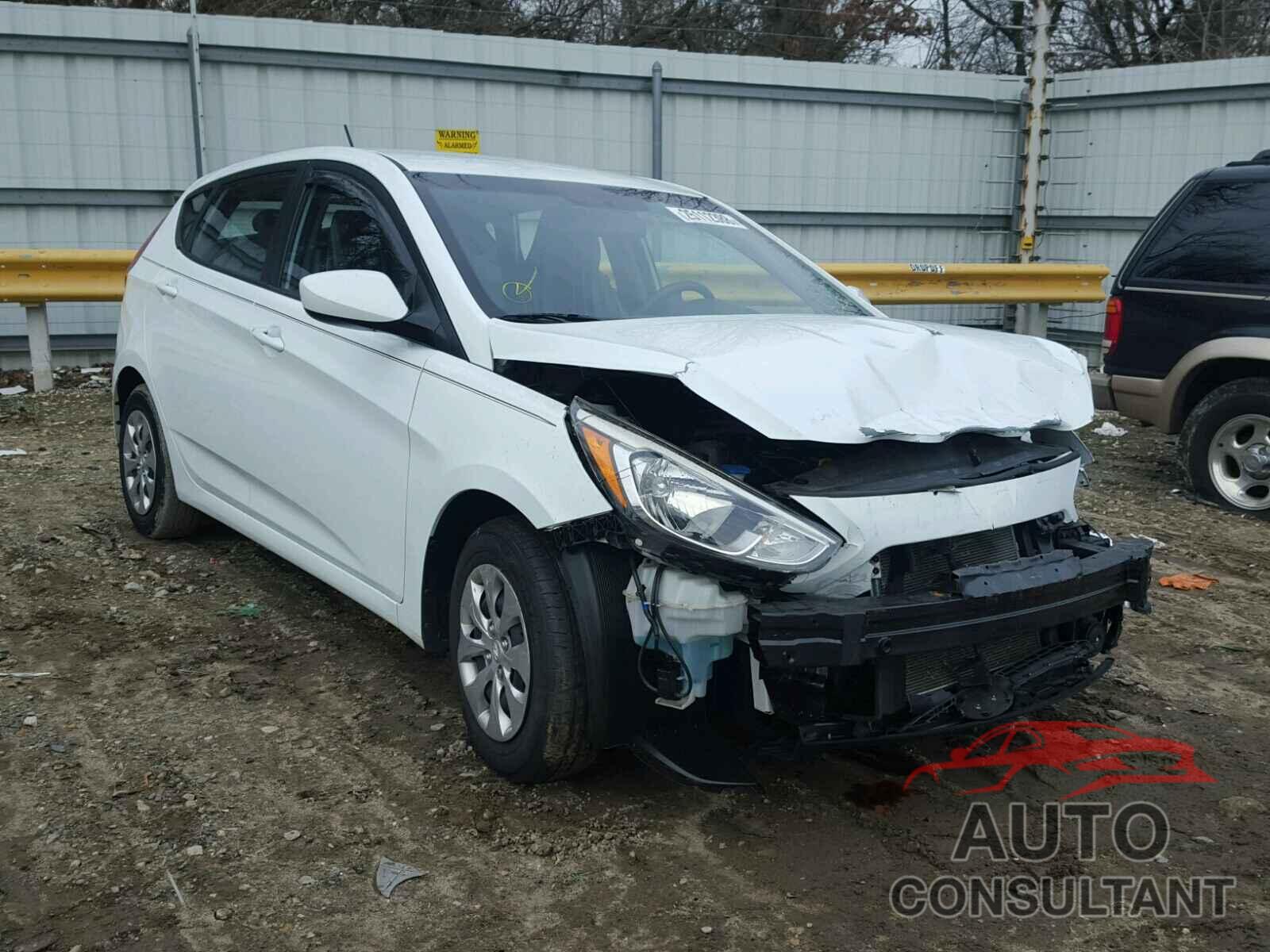 HYUNDAI ACCENT 2015 - KMHCT5AE9FU222514