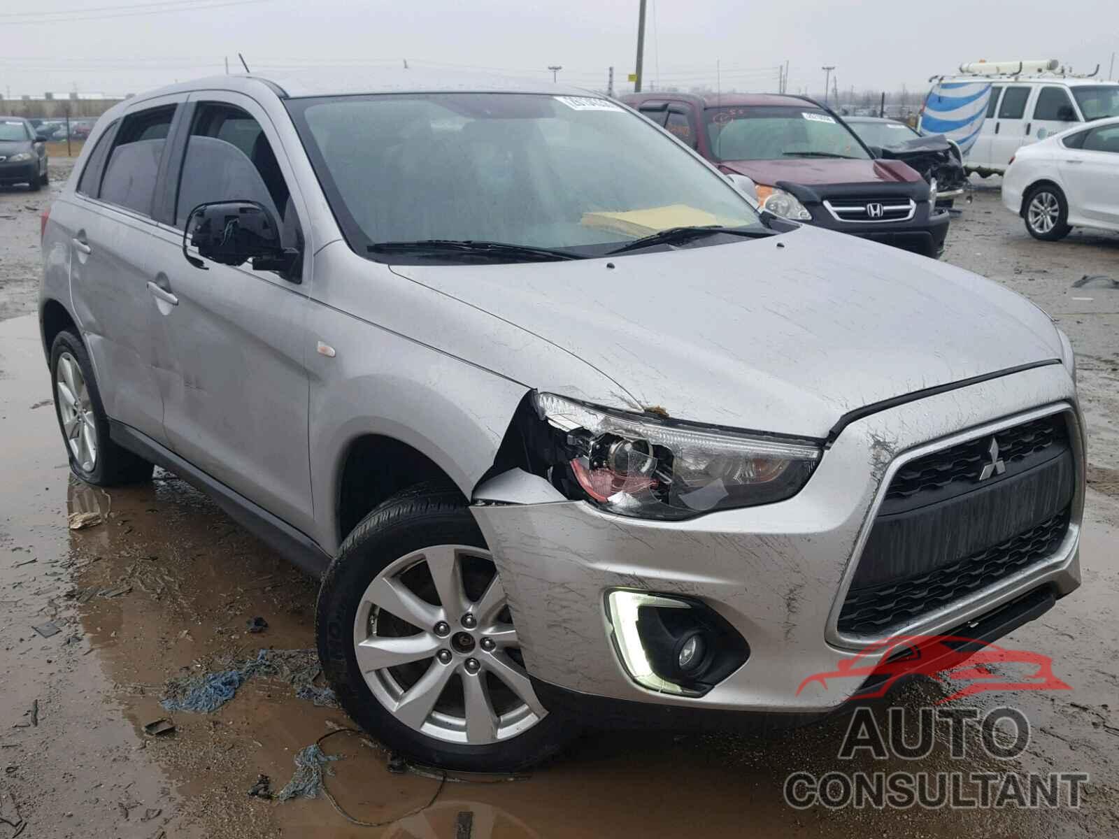 MITSUBISHI OUTLANDER 2015 - 4A4AR4AU5FE038945