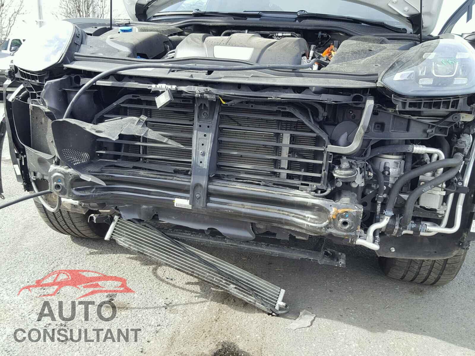 PORSCHE CAYENNE 2017 - WP1AE2A23HLA69131