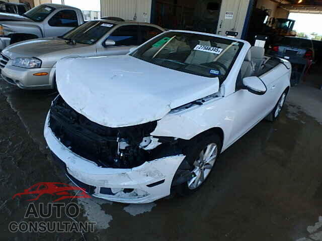 VOLKSWAGEN EOS 2015 - WVWBW8AH9FV001122