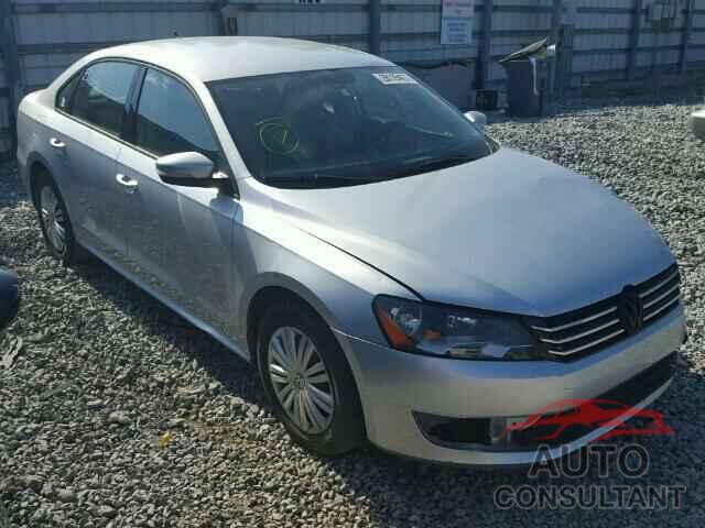 VOLKSWAGEN PASSAT 2015 - 1VWAT7A31FC045899