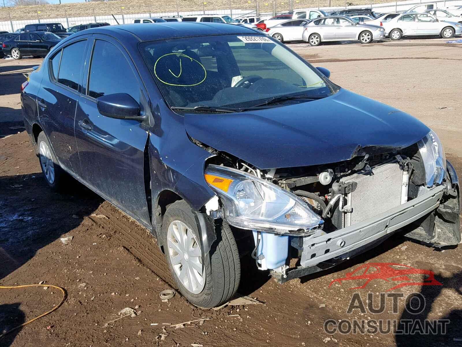 NISSAN VERSA 2017 - JTNKHMBX7K1046260