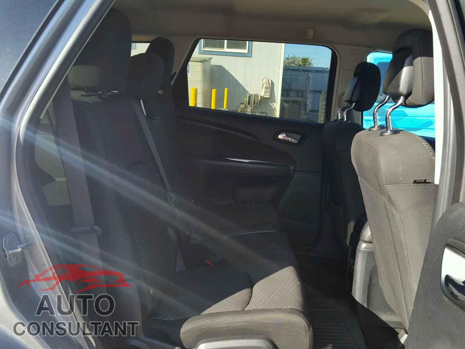 DODGE JOURNEY 2015 - 3C4PDCABXFT521372
