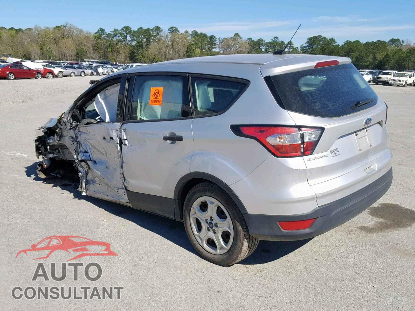 FORD ESCAPE S 2018 - 1FADP3K28GL284411