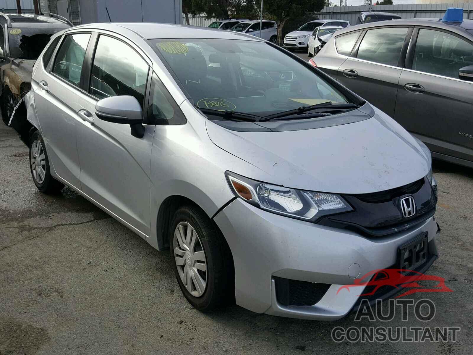 HONDA FIT 2015 - 3HGGK5H55FM711996