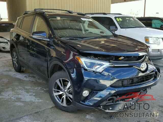 TOYOTA RAV4 2017 - JTMWFREVXHD095978
