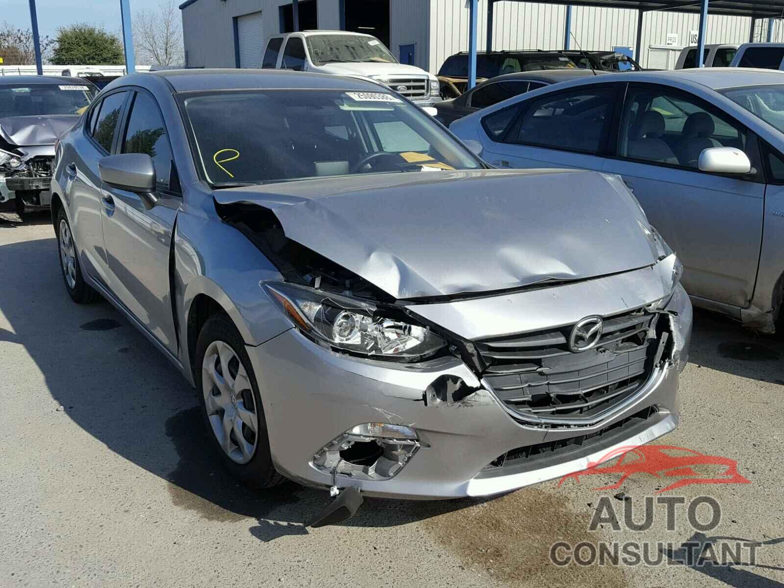 MAZDA 3 2015 - 3MZBM1U72FM168848