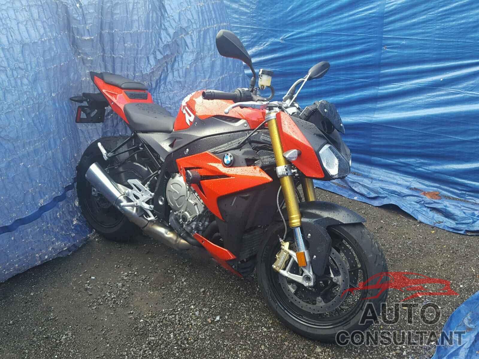 BMW MOTORCYCLE 2015 - WB10D1202FZ199755