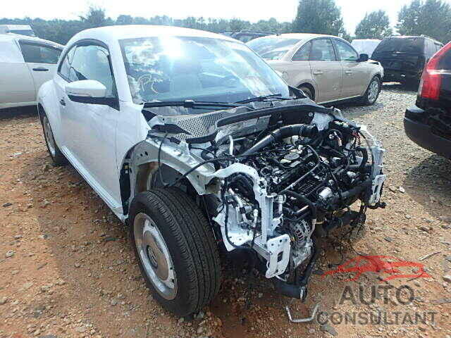 VOLKSWAGEN BEETLE 2015 - 3VWF17ATXFM611374