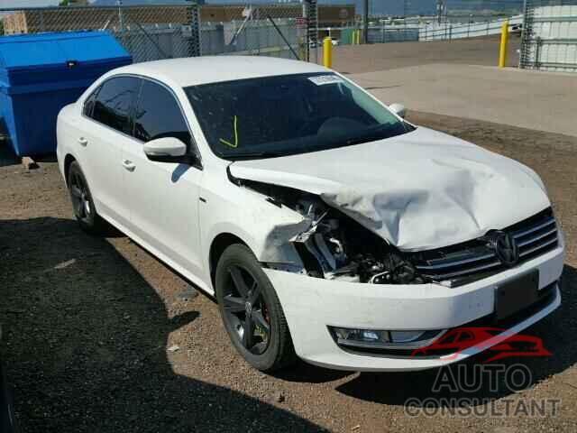 VOLKSWAGEN PASSAT 2015 - 1VWAS7A31FC114433