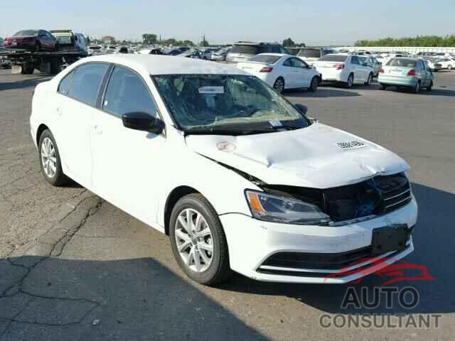 VOLKSWAGEN JETTA 2015 - 3VWD17AJ8FM297407