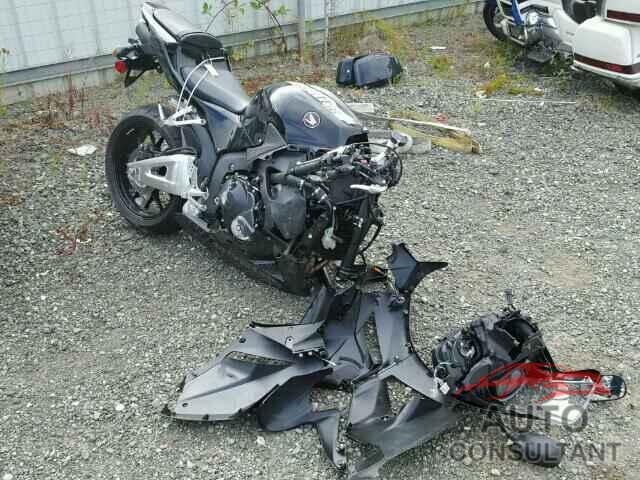 HONDA CBR CYCLE 2015 - JH2PC4009FK801267