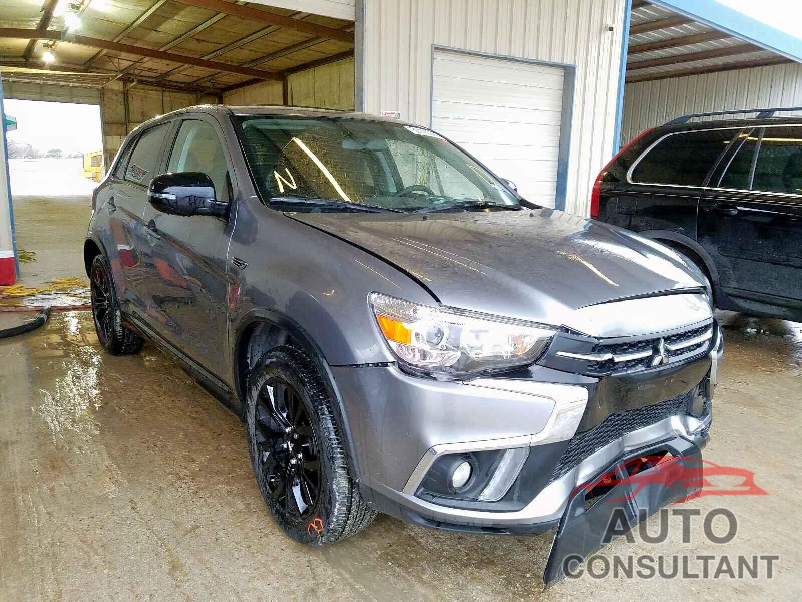 MITSUBISHI OUTLANDER 2018 - 3N1AB7AP0JY277373