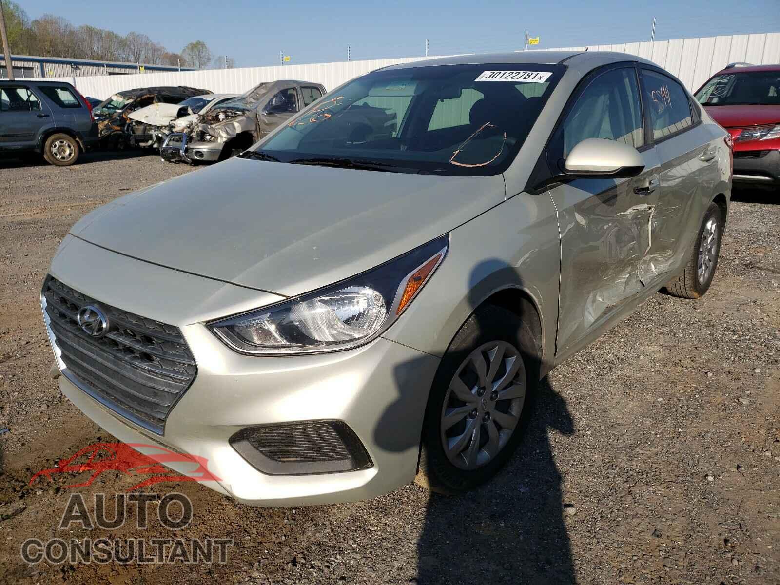 HYUNDAI ACCENT 2018 - 3KPC24A32JE008603