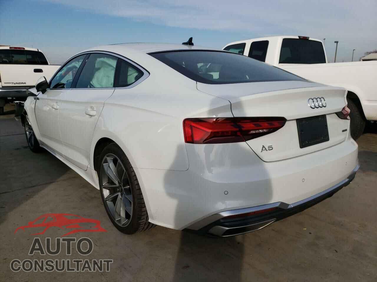 AUDI A5 2021 - WAUFACF59MA048587