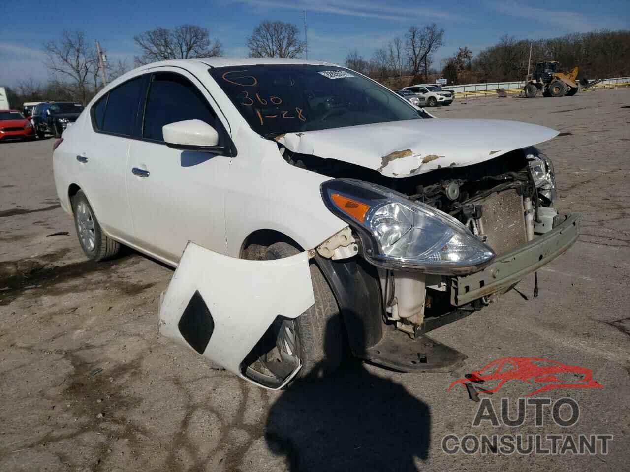 NISSAN VERSA 2018 - 3N1CN7AP0JL817060